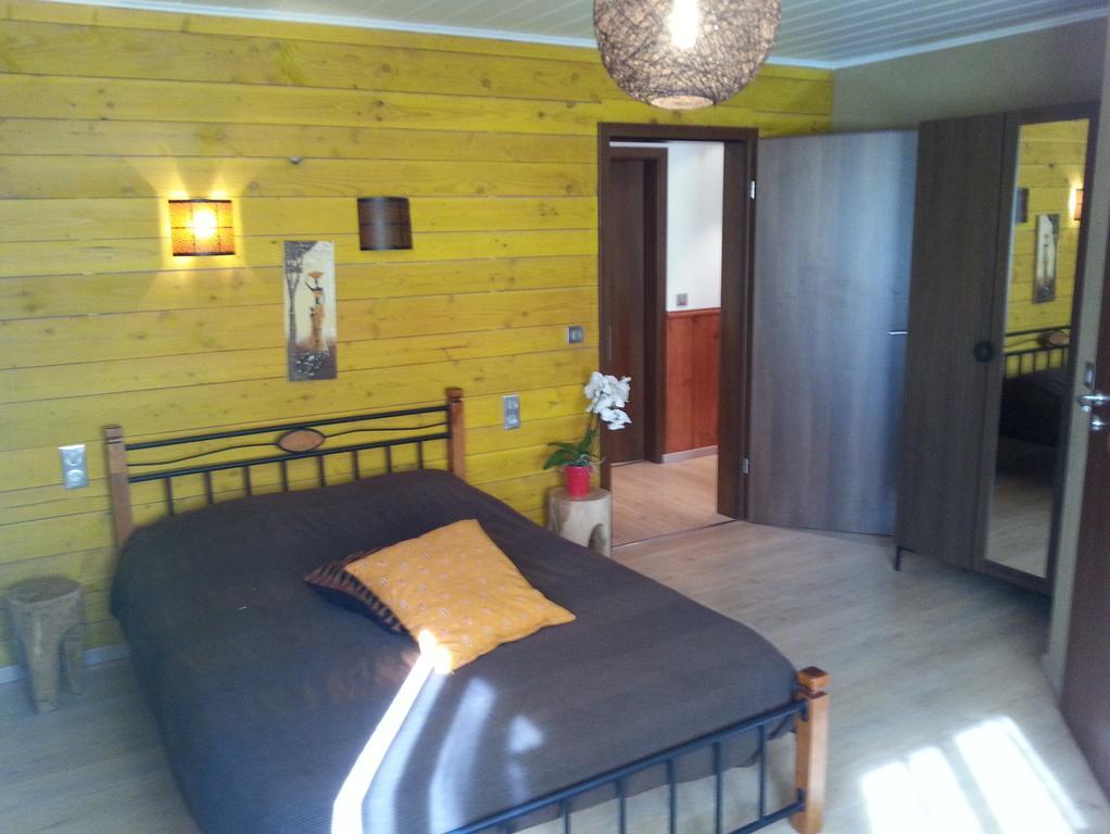 La Villa Roannaise Stoumont Pokoj fotografie